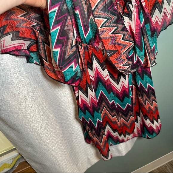 Red and Black Flutter Sleeve Ruffled Blouse - Picture 3 of 6